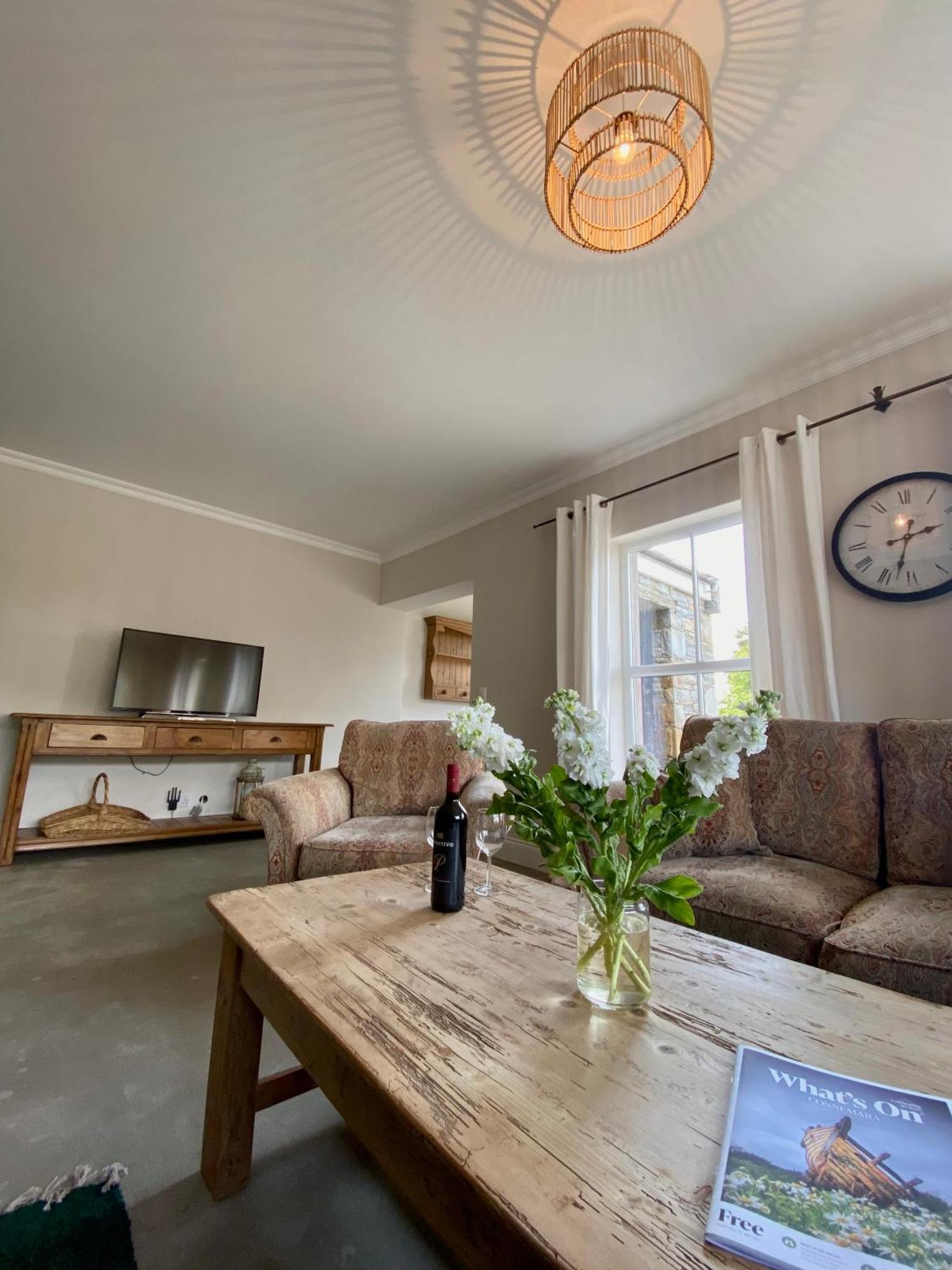 Shanakeever Farm - 3 Bedroom Apartment คลิฟเดน ภายนอก รูปภาพ
